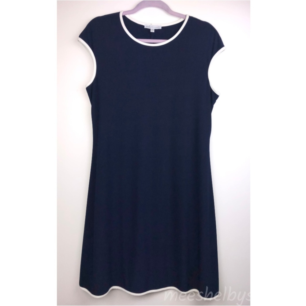 Annalee + Hope Navy Cap Sleeve Scoop Neck Dress